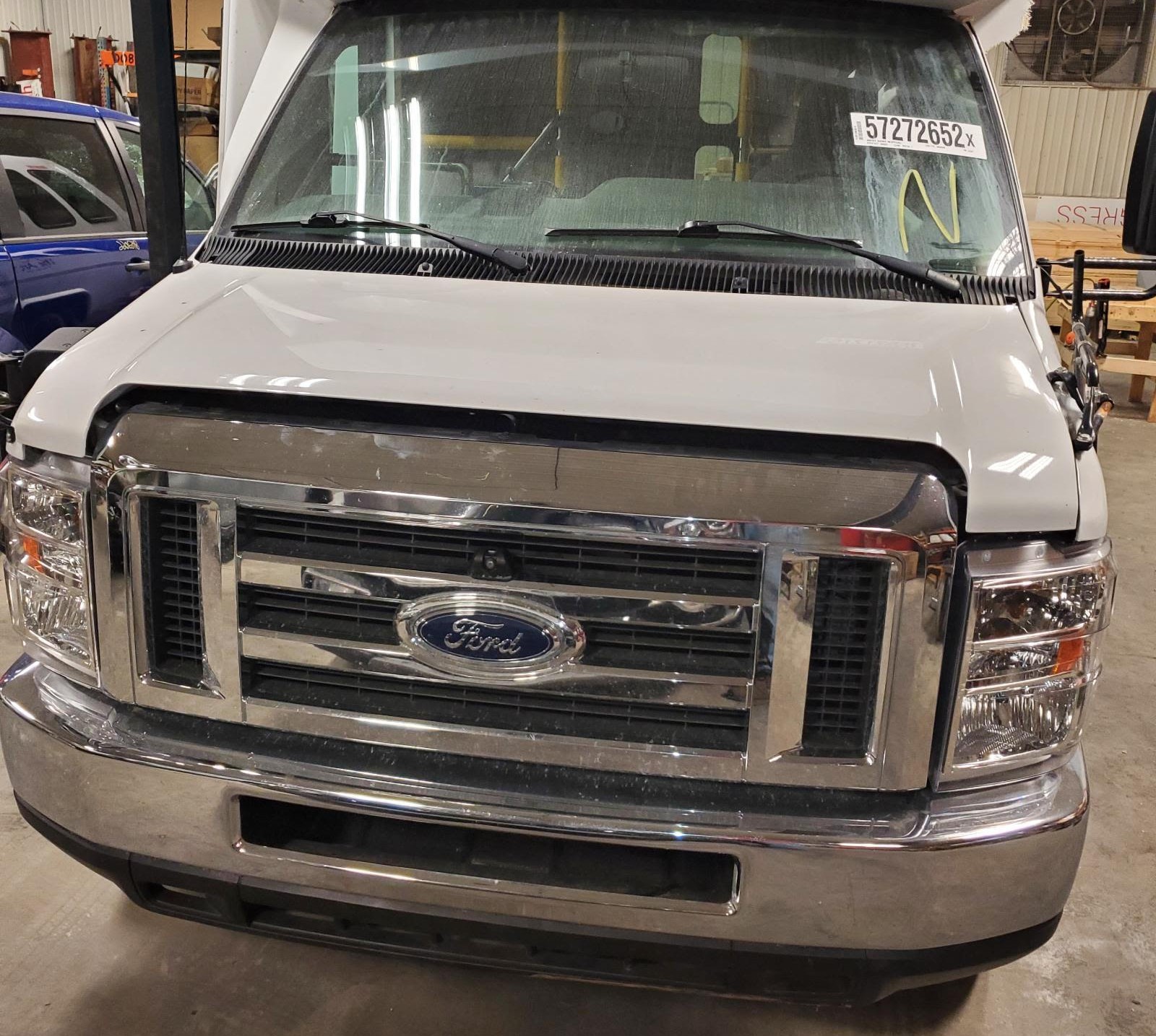 Ford E350 Van